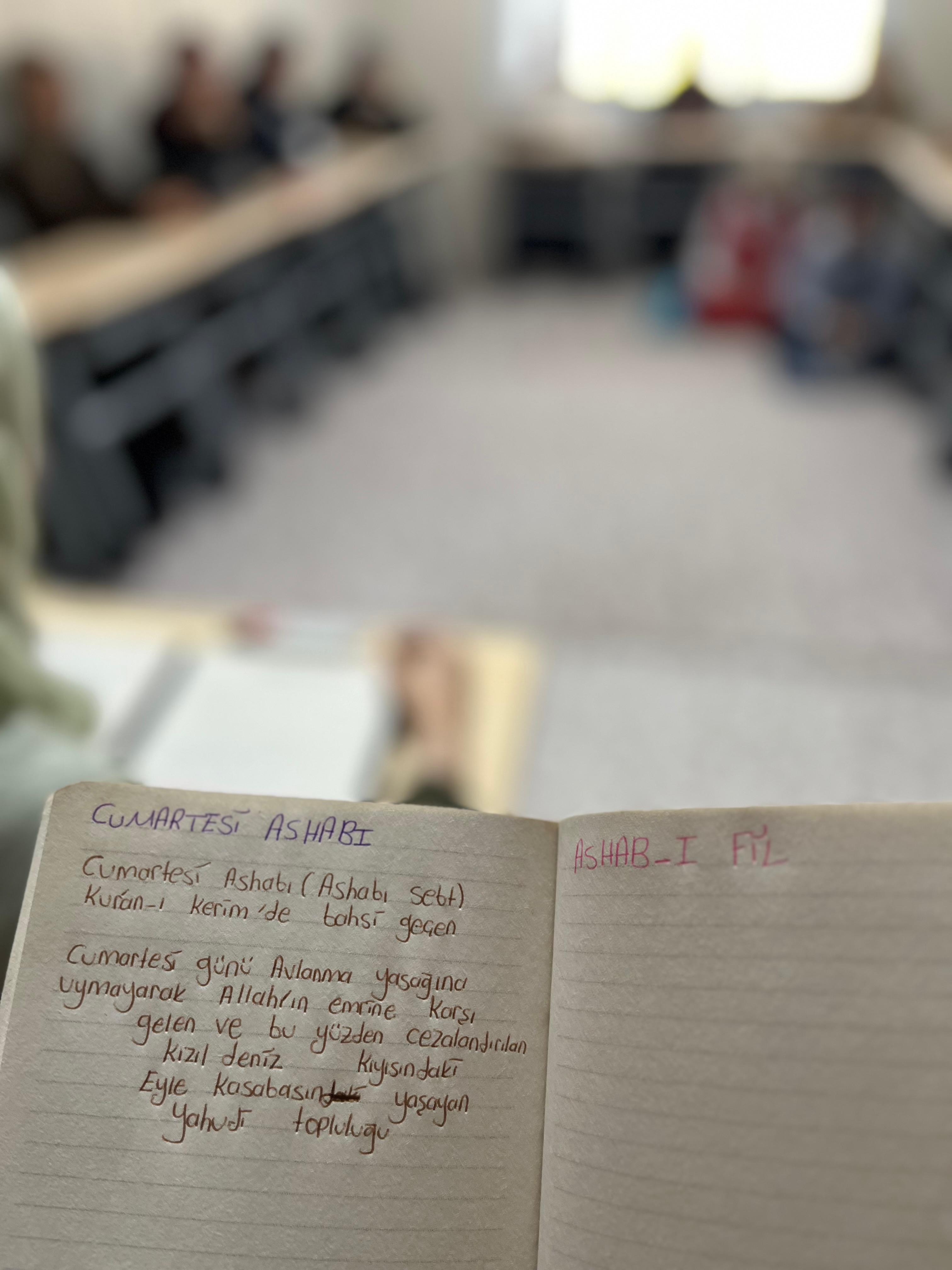 Hâcer Genç: 4 Ashab Kıssası görseli 1